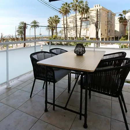 Beach Club House * Кастельдефельс